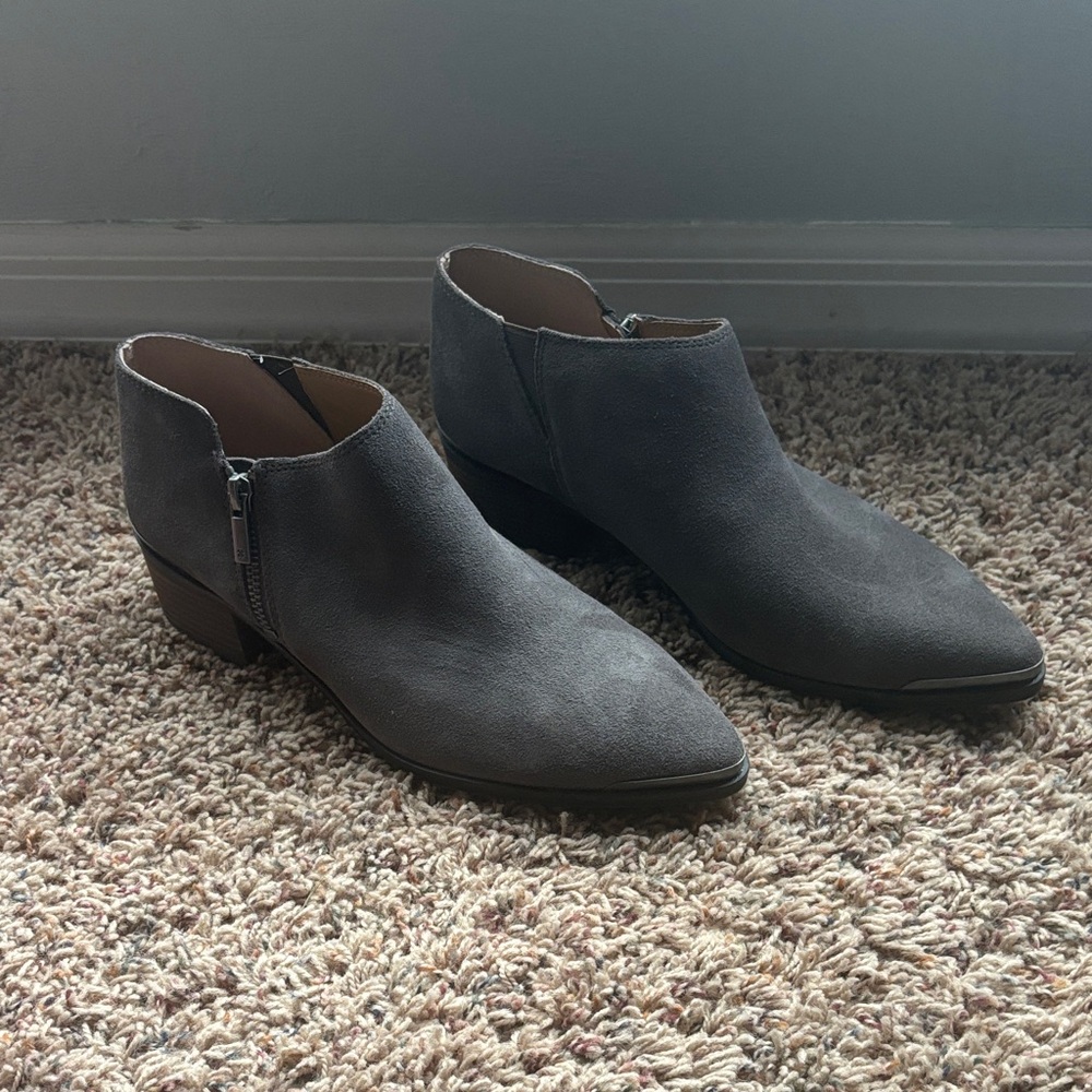 Lucky Brand Gray Women's Ankle Boots